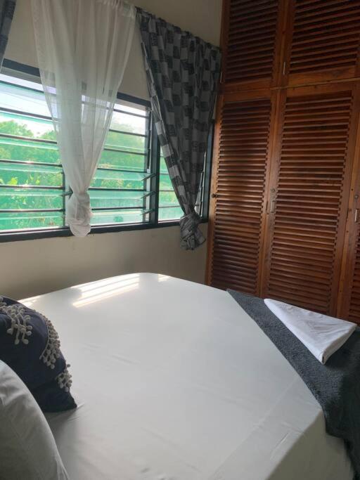 Jambo Diani 1-Bedroom Apartment Close To The Beach Diani Beach Ngoại thất bức ảnh