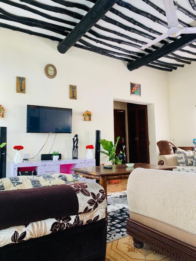 Jambo Diani 1-Bedroom Apartment Close To The Beach Diani Beach Ngoại thất bức ảnh